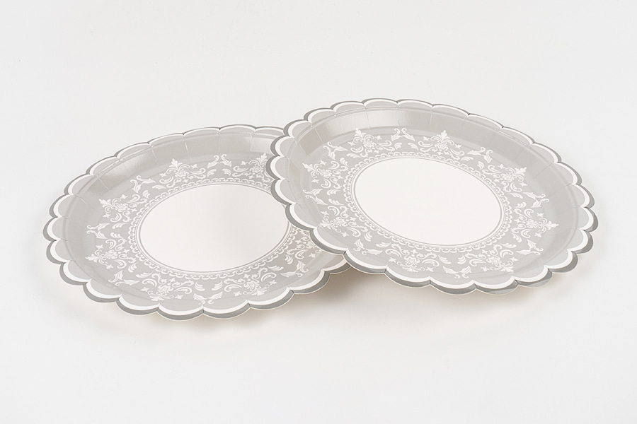 Platos de papel en forma de flor Platos de papel en forma de flor
