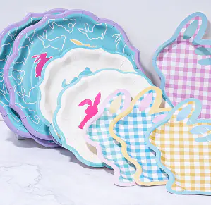 ¿La vajilla de papel desechable es segura para la comida caliente?